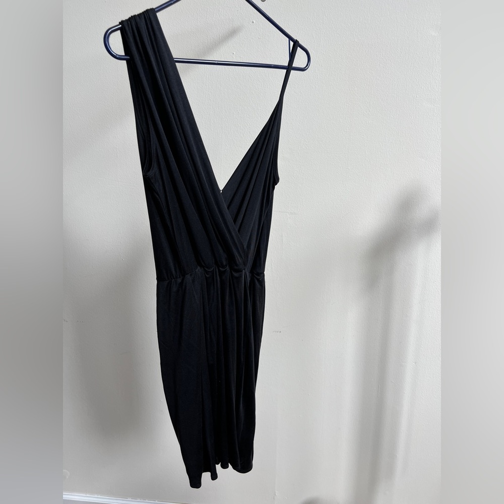 Gorgeous Rebecca Minkoff asymmetrical 100% silk black dress